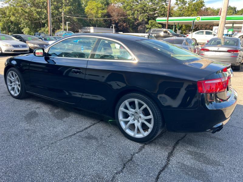 Audi A5 Coupe 2.0T quattro Tiptronic 2011