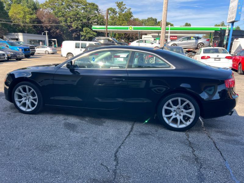 Audi A5 Coupe 2.0T quattro Tiptronic 2011