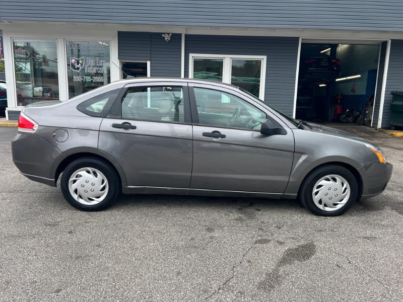 Ford Focus S Sedan 2011