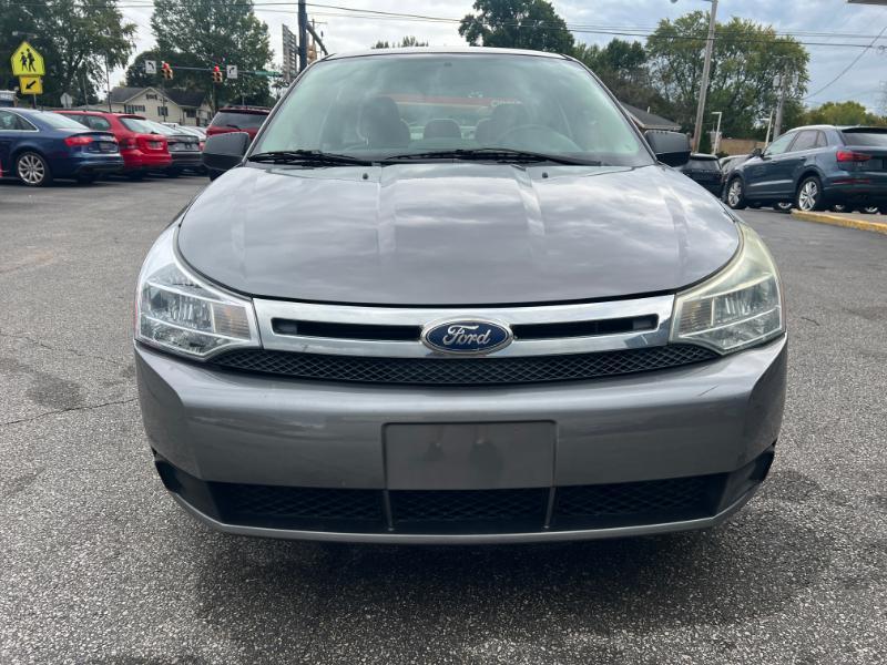 Ford Focus S Sedan 2011