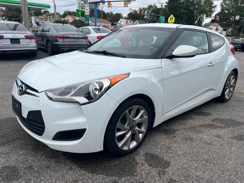 Hyundai Veloster Base 6MT 2016