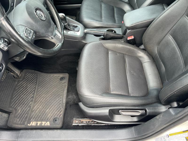 Volkswagen Jetta SE 2014