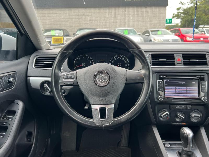 Volkswagen Jetta SE 2014