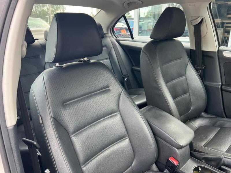 Volkswagen Jetta SE 2014