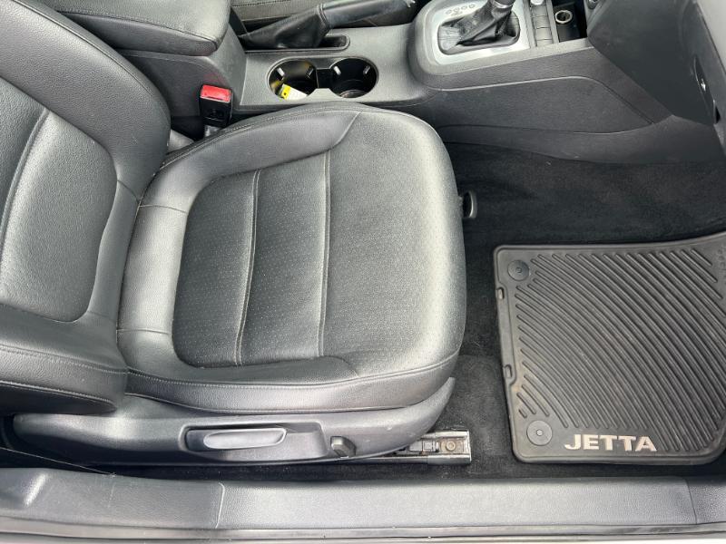 Volkswagen Jetta SE 2014