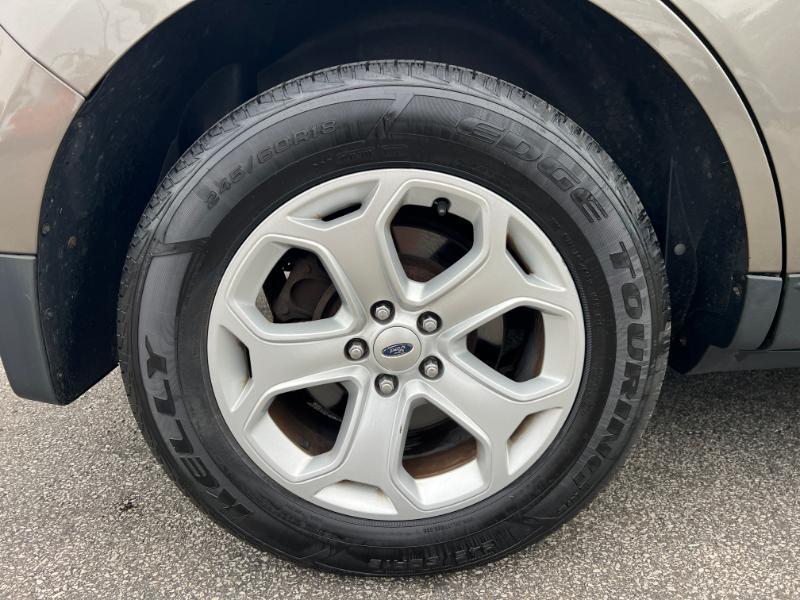 Ford Edge SEL FWD 2013