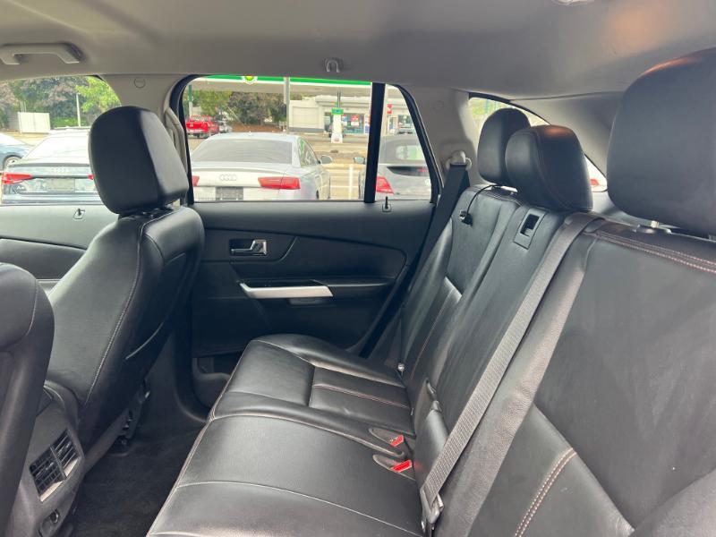 Ford Edge SEL FWD 2013