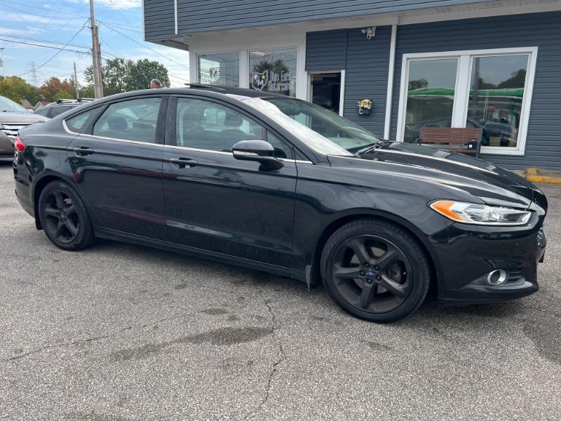 Ford Fusion SE 2015