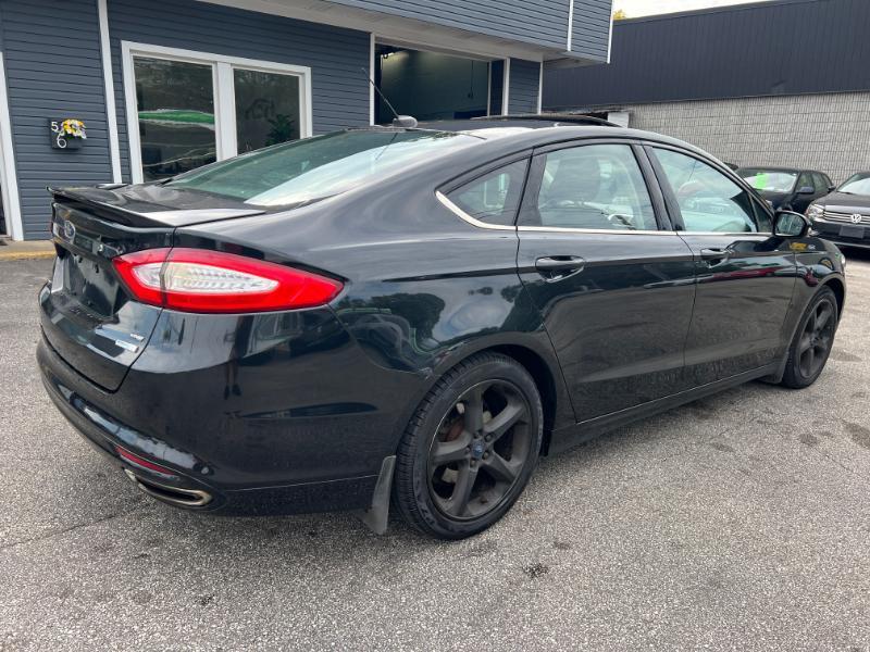 Ford Fusion SE 2015