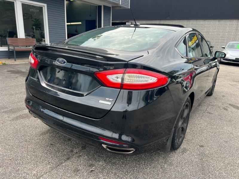 Ford Fusion SE 2015