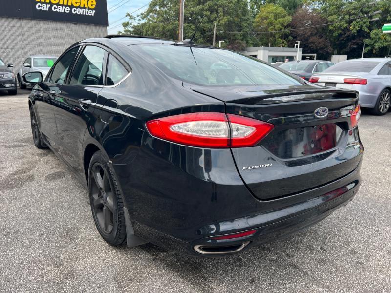 Ford Fusion SE 2015