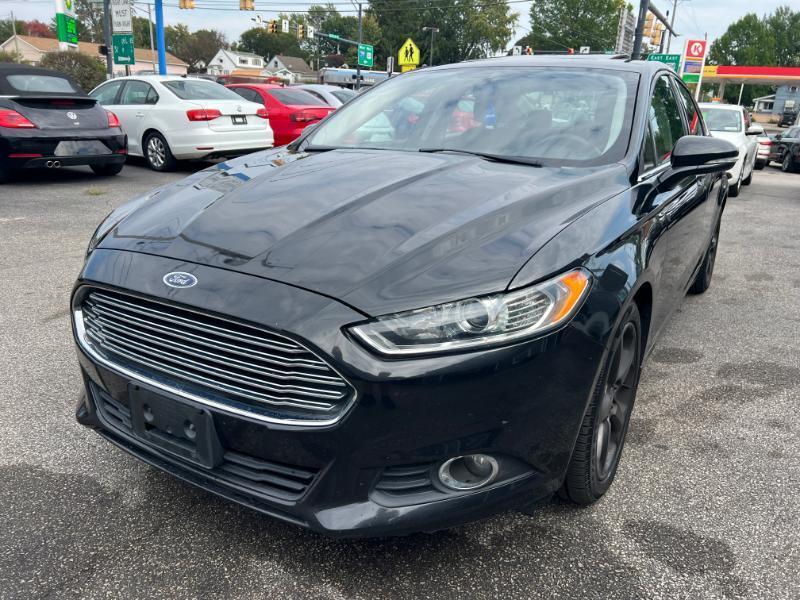 Ford Fusion SE 2015
