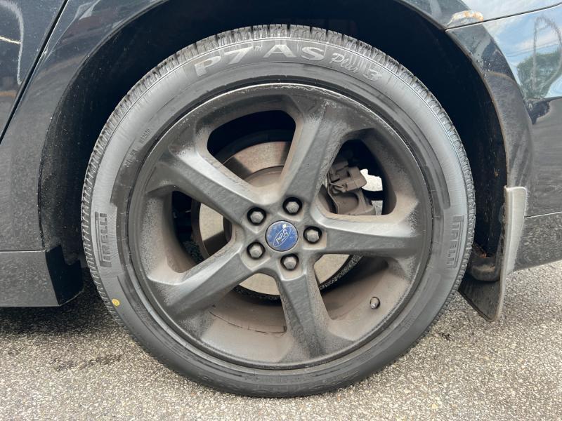 Ford Fusion SE 2015