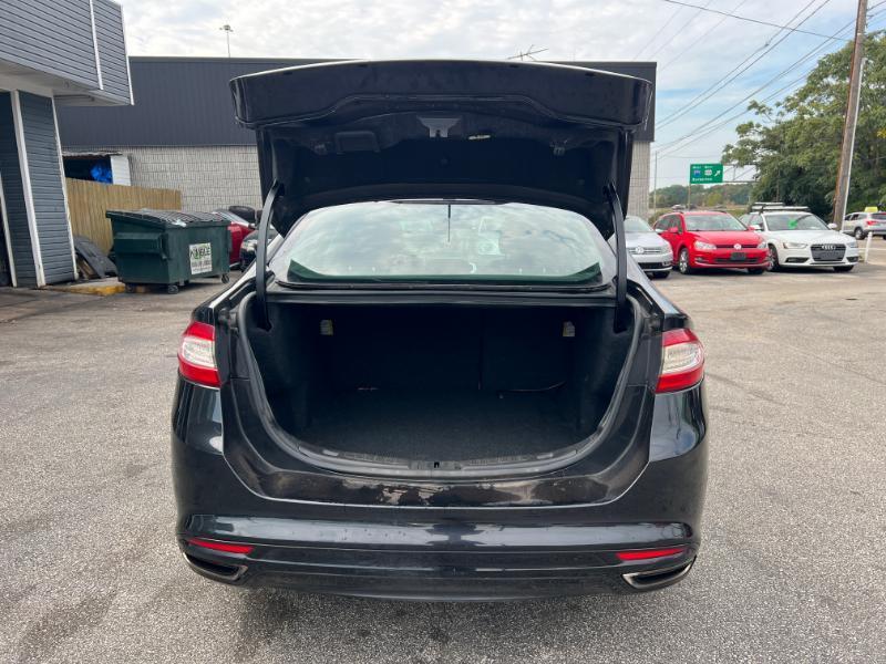 Ford Fusion SE 2015