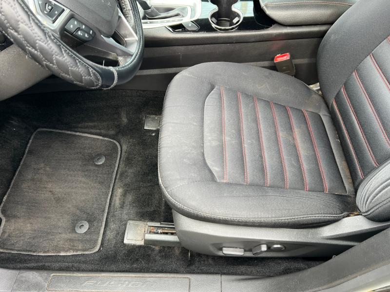 Ford Fusion SE 2015