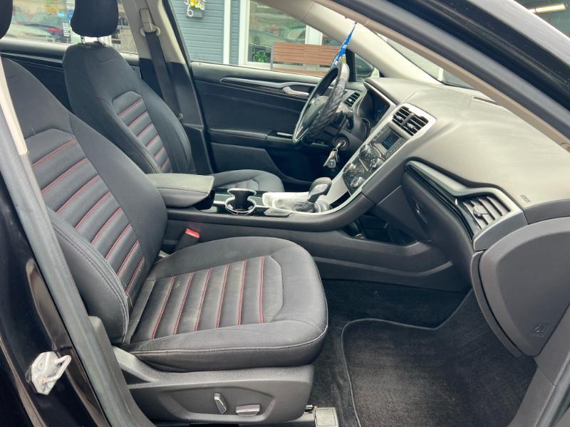Ford Fusion SE 2015
