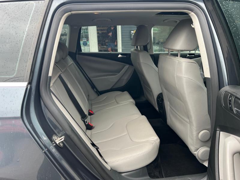 Volkswagen Passat Wagon Komfort 2009
