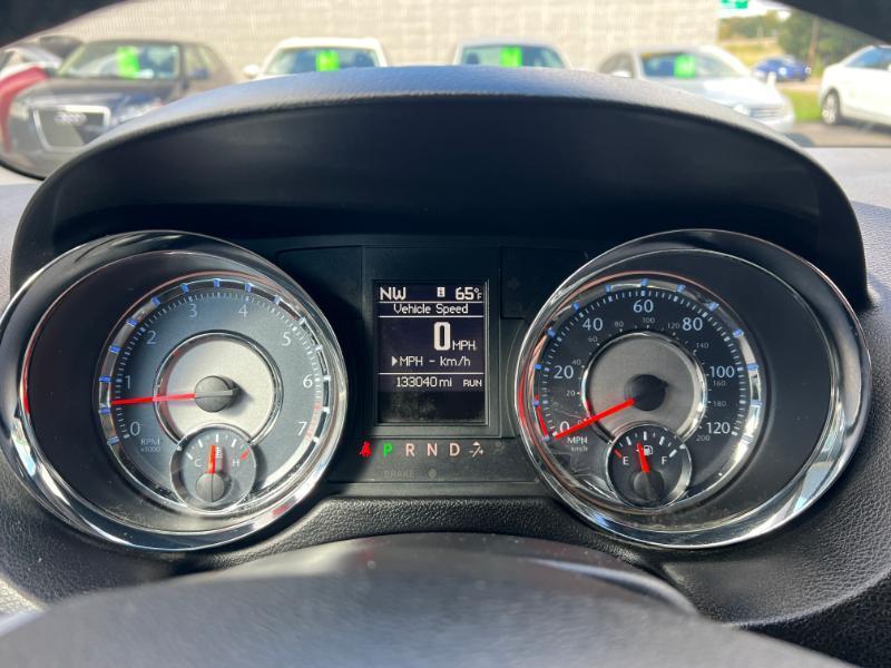 Chrysler Town & Country Touring-L 2013