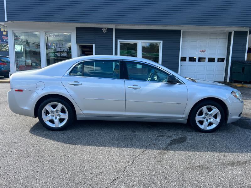 Chevrolet Malibu LS 2012