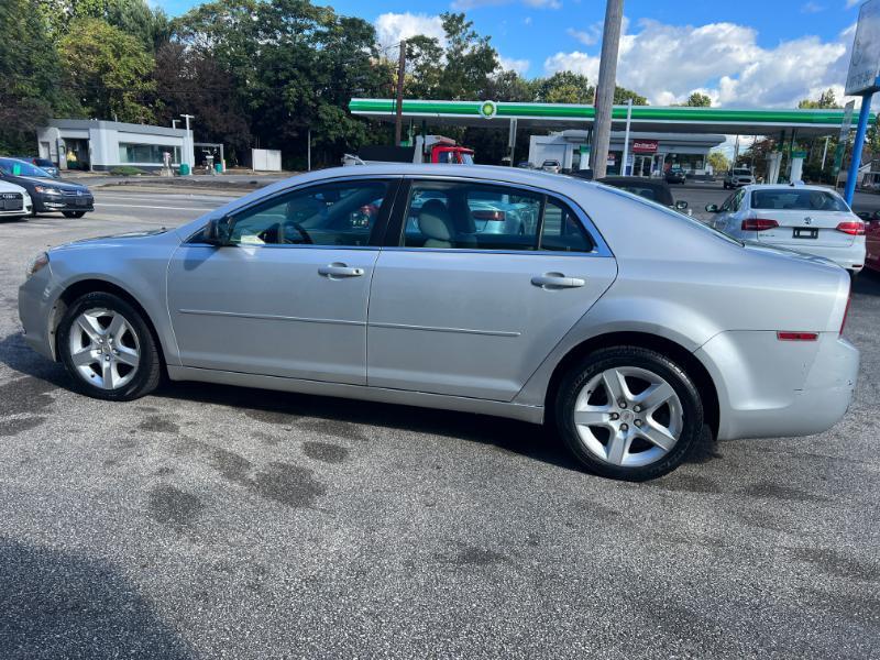 Chevrolet Malibu LS 2012