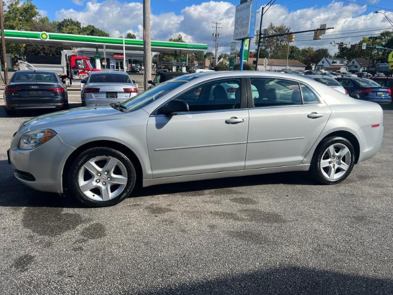 Chevrolet Malibu LS 2012