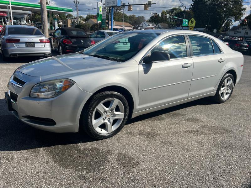 Chevrolet Malibu LS 2012