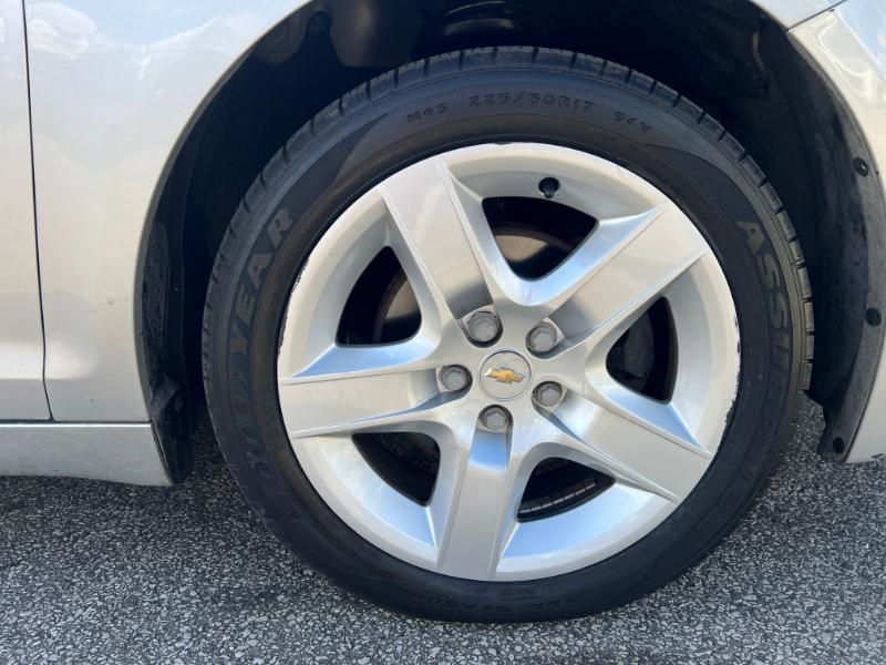 Chevrolet Malibu LS 2012
