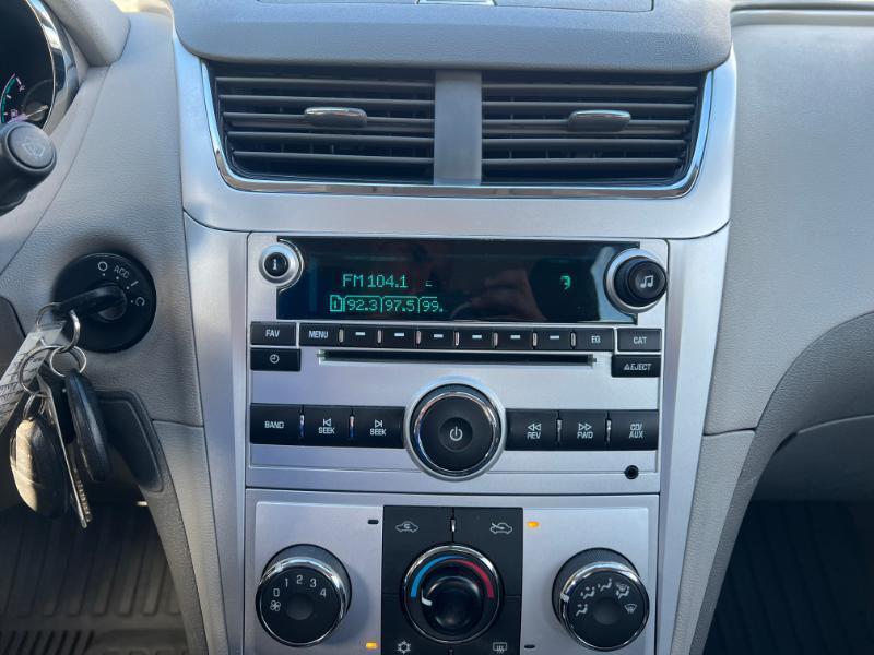 Chevrolet Malibu LS 2012