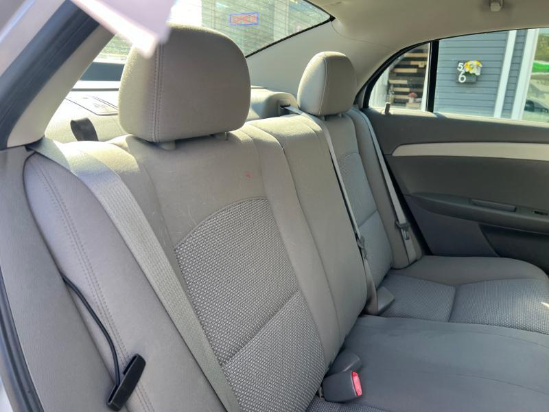 Chevrolet Malibu LS 2012