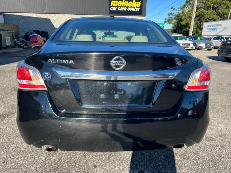 Nissan Altima 2.5 SV 2015