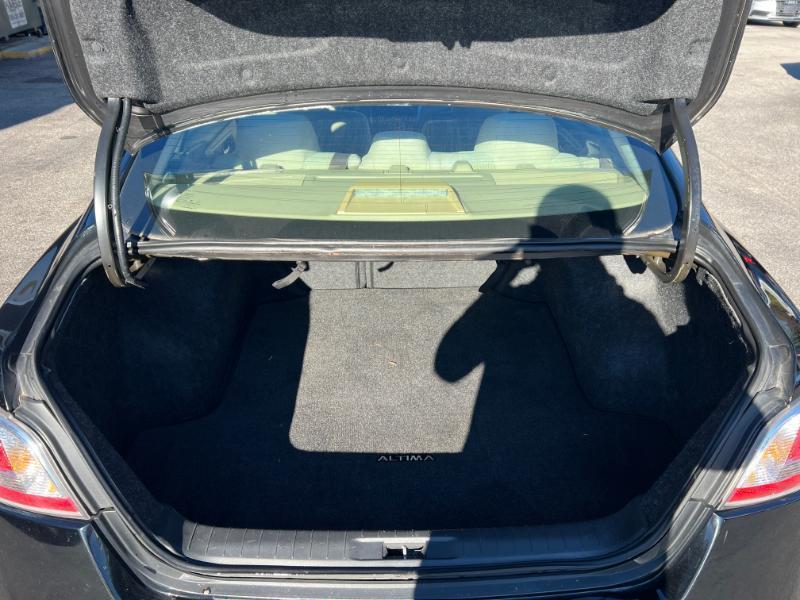 Nissan Altima 2.5 SV 2015