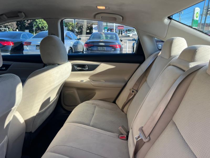Nissan Altima 2.5 SV 2015