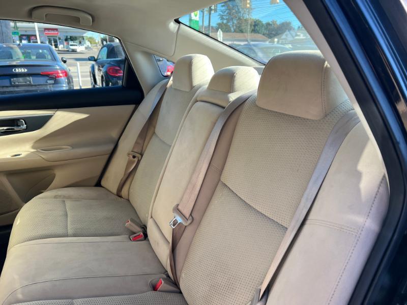 Nissan Altima 2.5 SV 2015