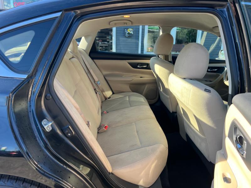 Nissan Altima 2.5 SV 2015