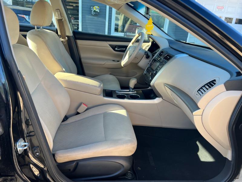 Nissan Altima 2.5 SV 2015