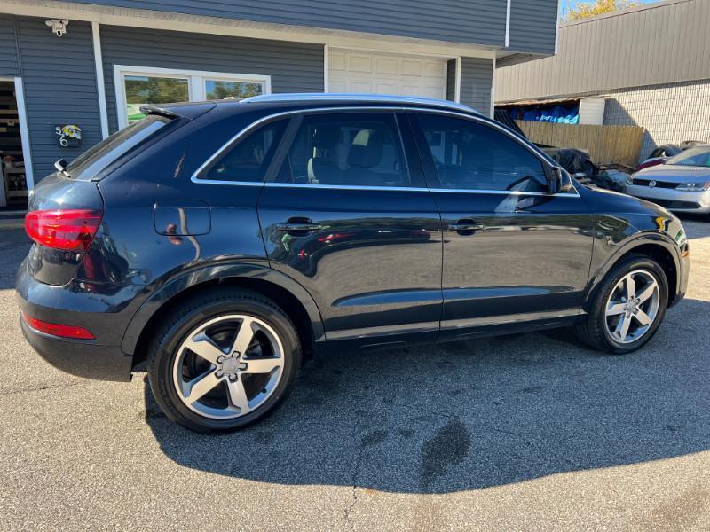 Audi Q3 2.0T quattro Premium Plus 2015