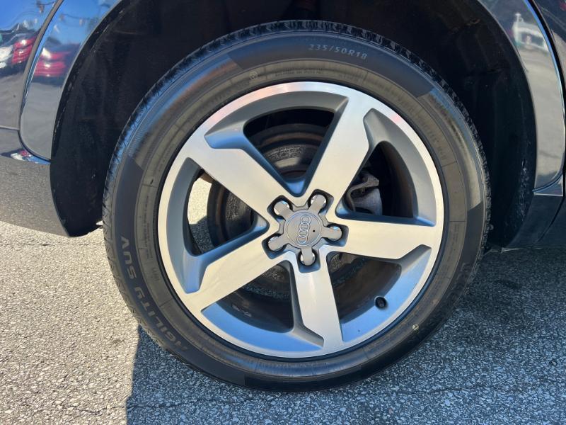 Audi Q3 2.0T quattro Premium Plus 2015