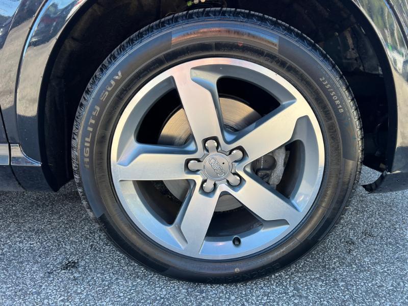 Audi Q3 2.0T quattro Premium Plus 2015