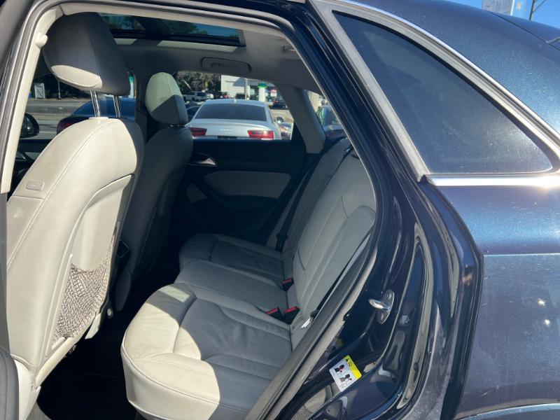 Audi Q3 2.0T quattro Premium Plus 2015