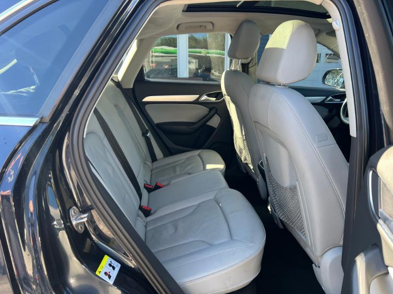 Audi Q3 2.0T quattro Premium Plus 2015