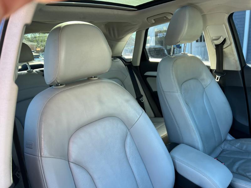 Audi Q3 2.0T quattro Premium Plus 2015