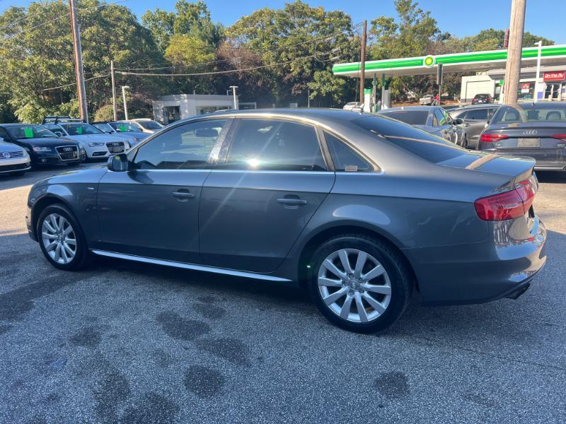 Audi A4 2.0T Premium quattro Sedan AWD 8A 2016