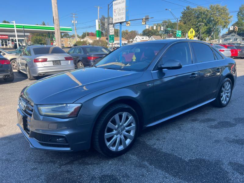 Audi A4 2.0T Premium quattro Sedan AWD 8A 2016