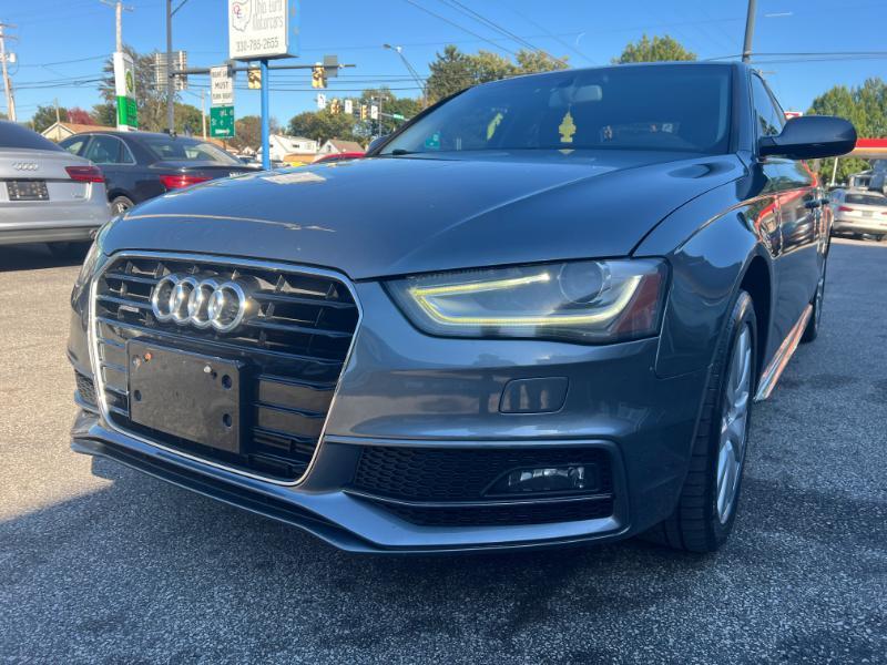 Audi A4 2.0T Premium quattro Sedan AWD 8A 2016