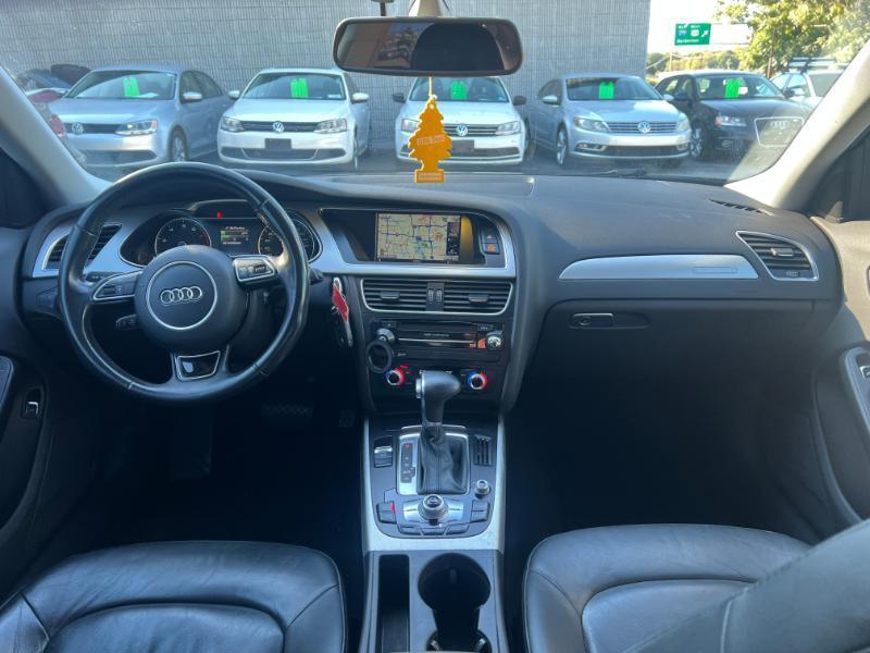 Audi A4 2.0T Premium quattro Sedan AWD 8A 2016