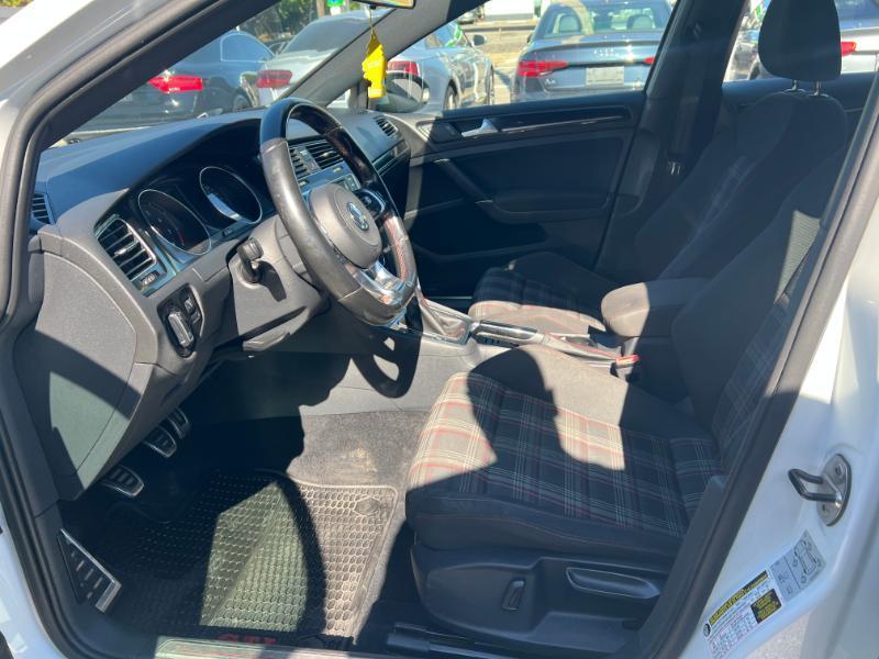 Volkswagen Golf GTI S 6M 4-Door 2017