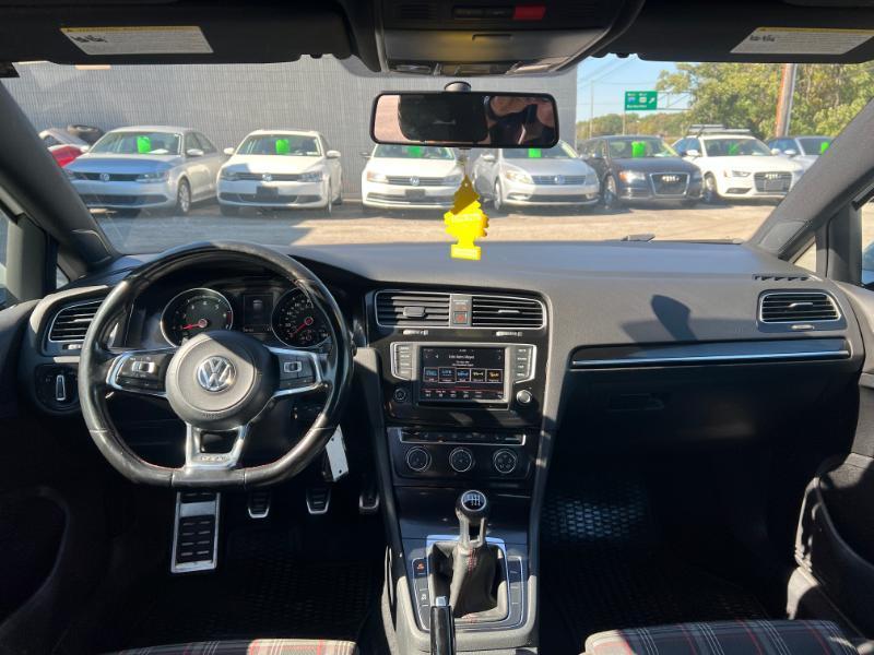 Volkswagen Golf GTI S 6M 4-Door 2017