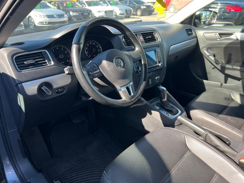 Volkswagen Jetta SE 2014