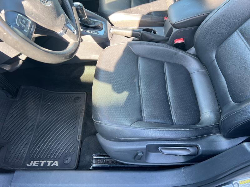 Volkswagen Jetta SE 2014