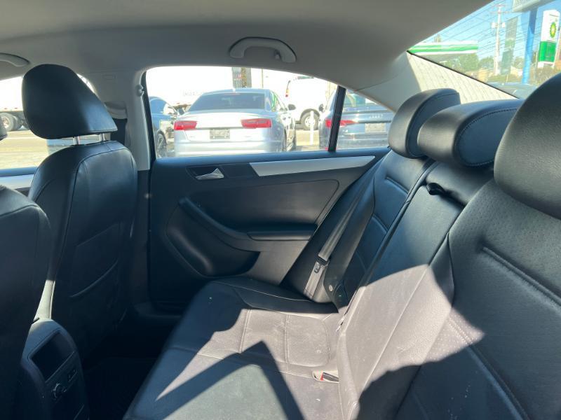 Volkswagen Jetta SE 2014